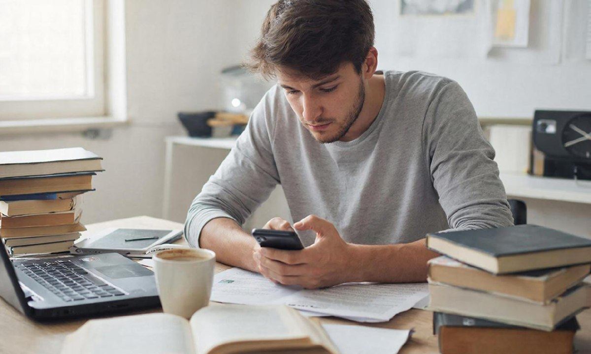 Психолог объяснила, когда откладывание дел может быть полезным