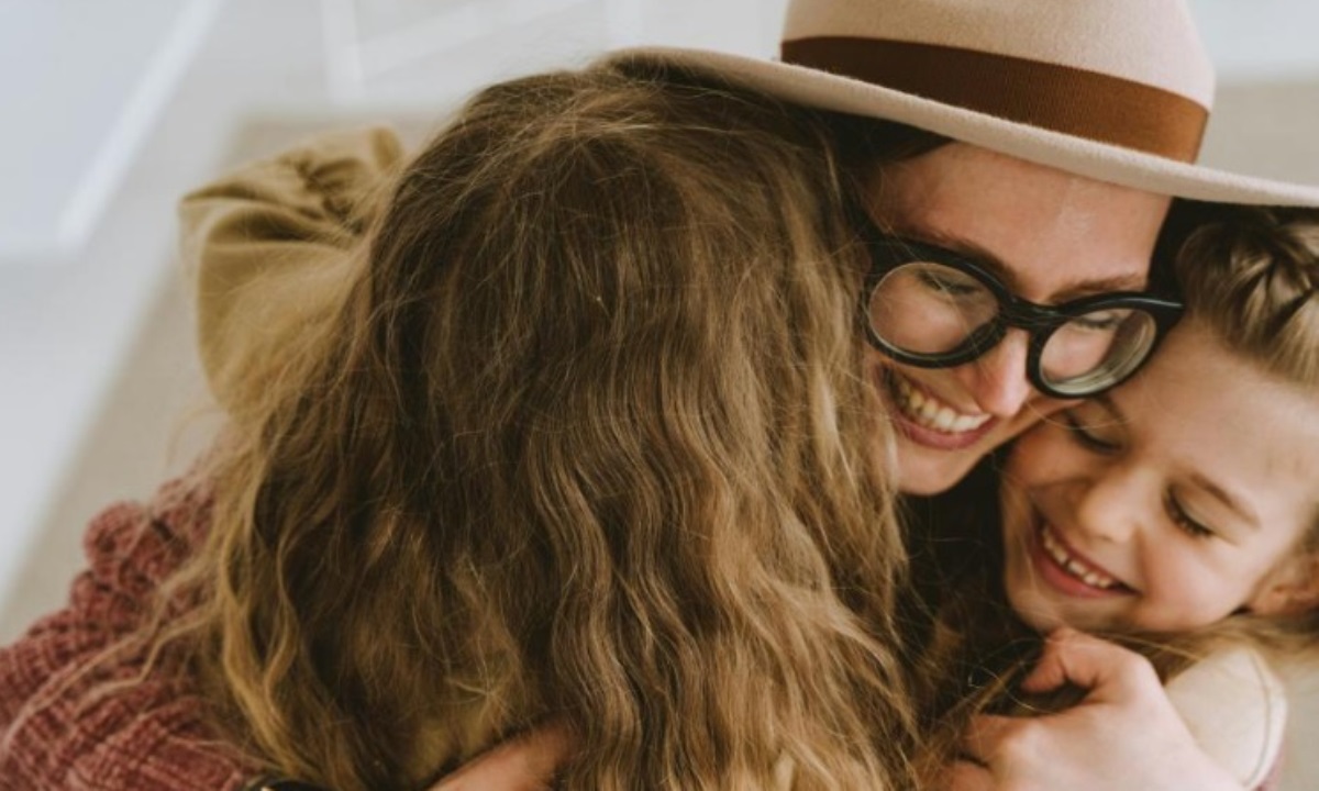 «Синдром старшей дочери» — почему ответственность превращается в хроническую усталость