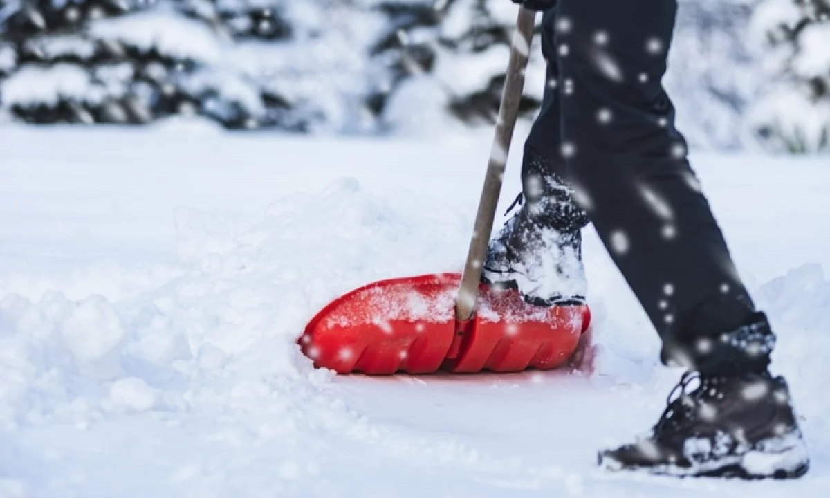 Какие ошибки можно совершить при уборке снега