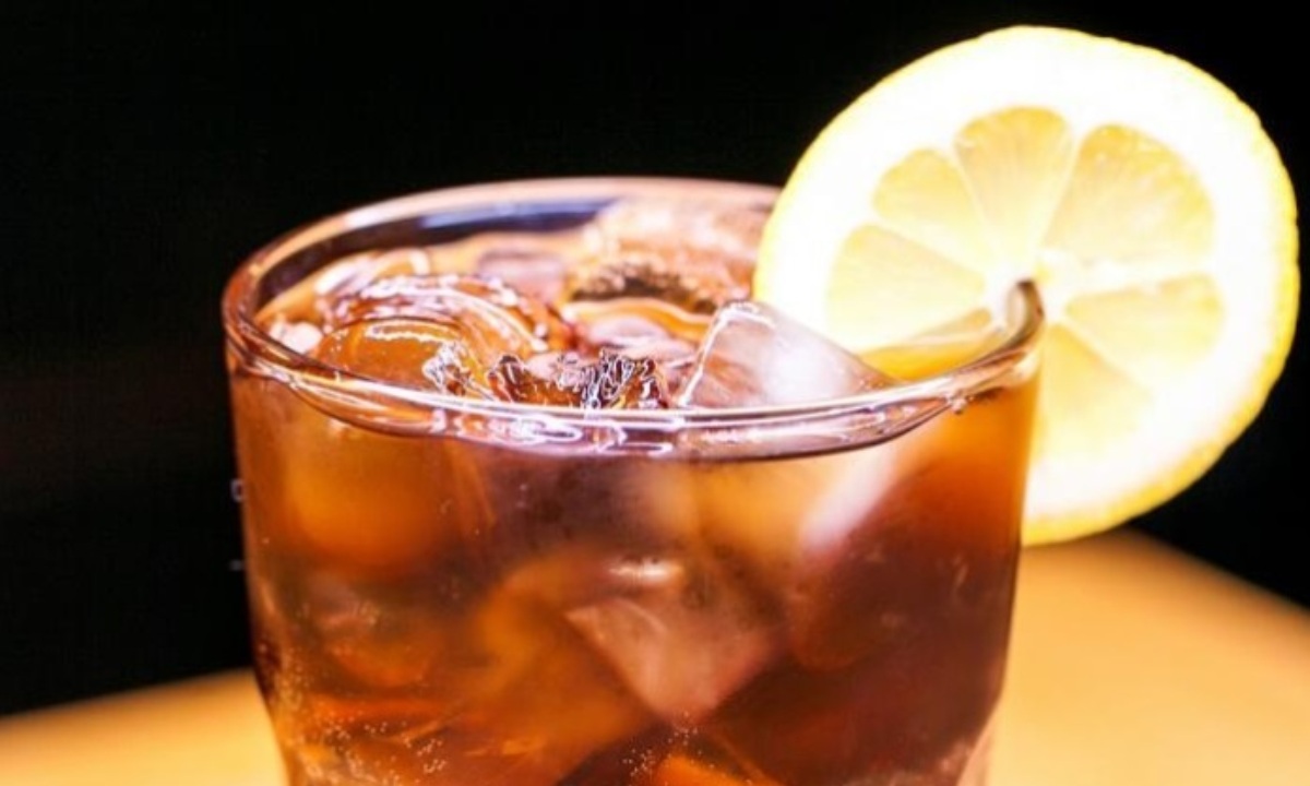 Кому полезно пить колу