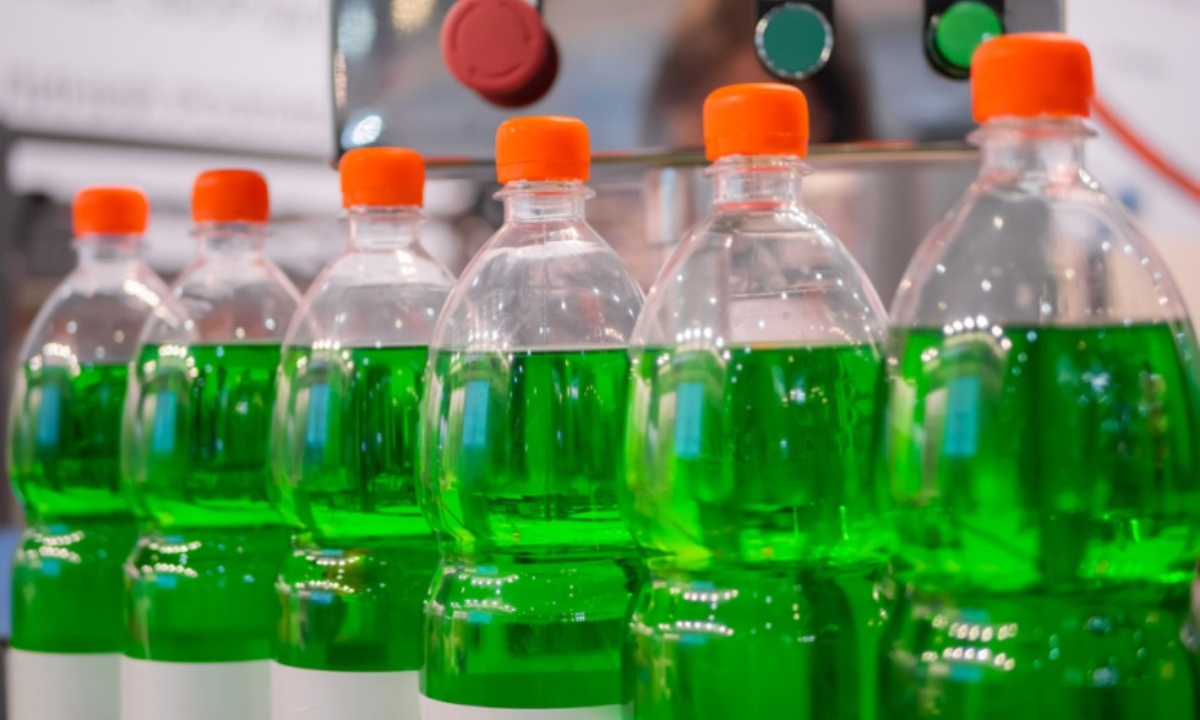 Кому опасно пить газированную воду