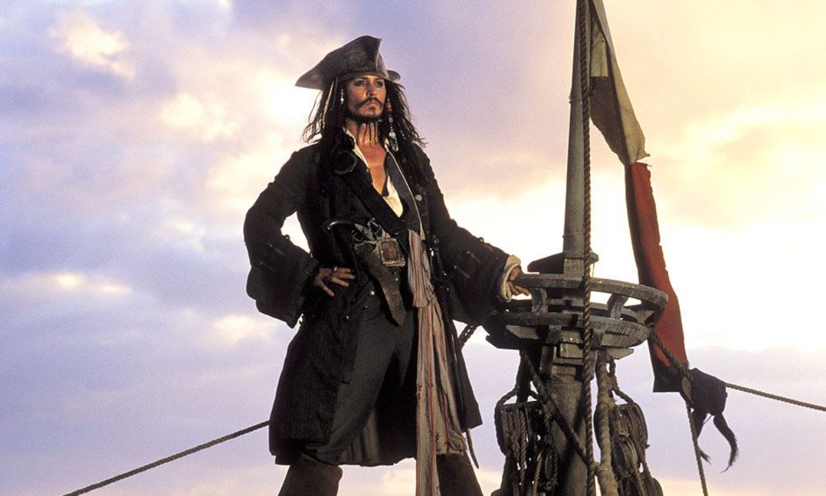 Джонни Депп может вернуться к роли Джека Воробья в «Пиратах Карибского моря 6»