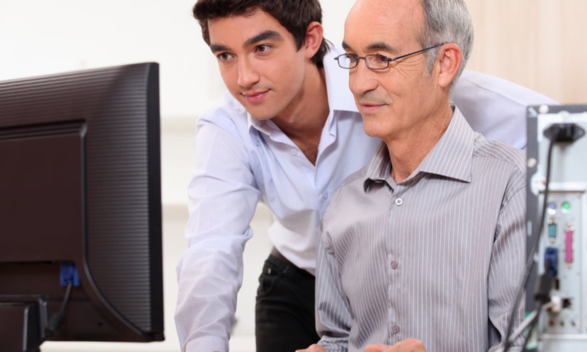 Эксперты объяснили, можно ли начать новую карьеру после 50 лет