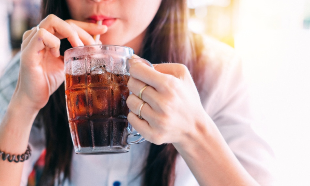 Чем может обернуться злоупотребление пивом для женщин
