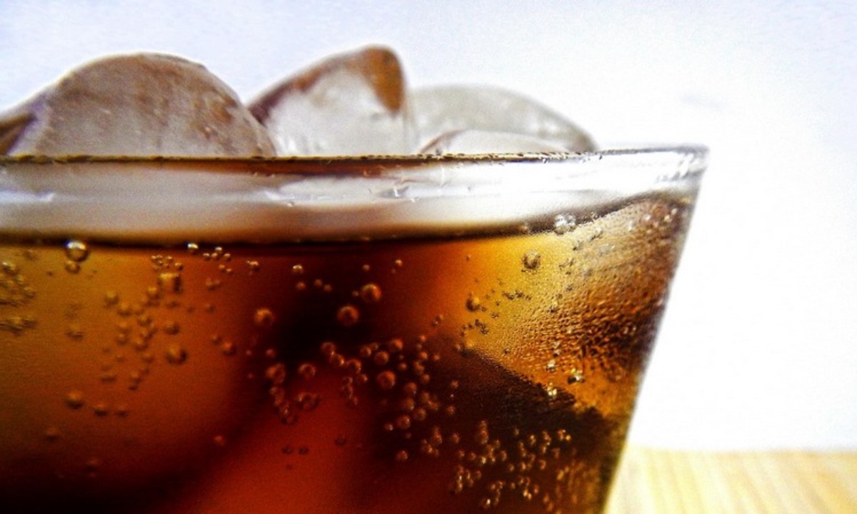 Диетолог назвала допустимую норму колы в день