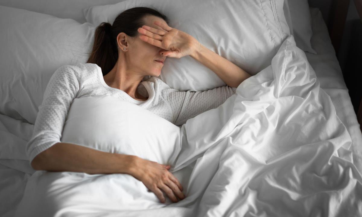 Врач назвал простой способ снова заснуть после ночного пробуждения