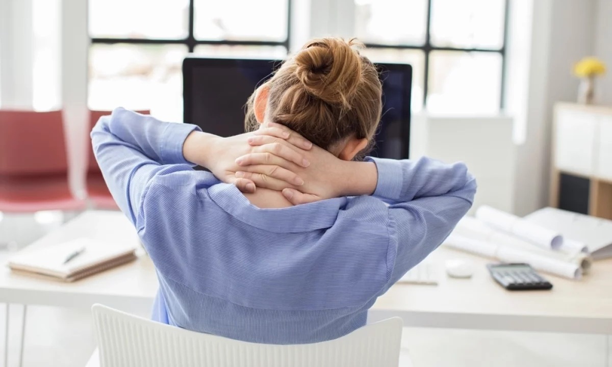 Как избавиться от боли в шее и плечевом отделе