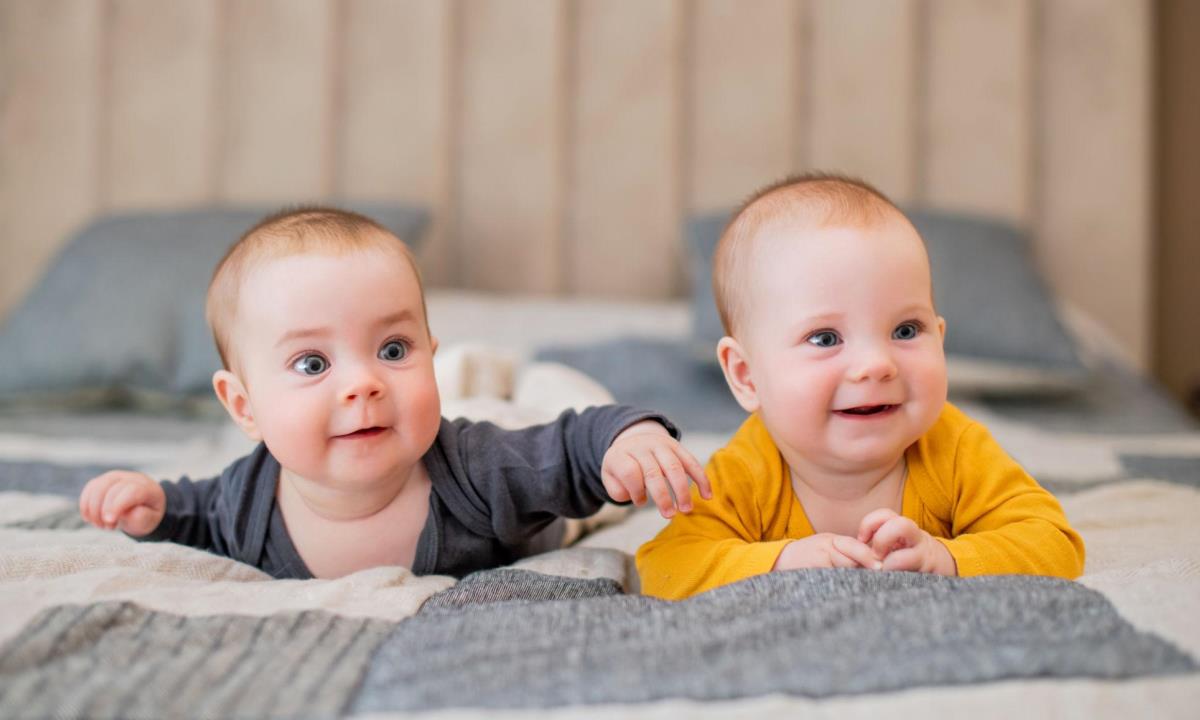 Ученые выяснили, в какое время года чаще рождаются самые счастливые люди