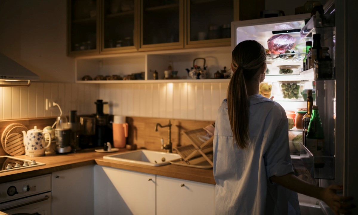 Откуда берется привычка ночных перекусов