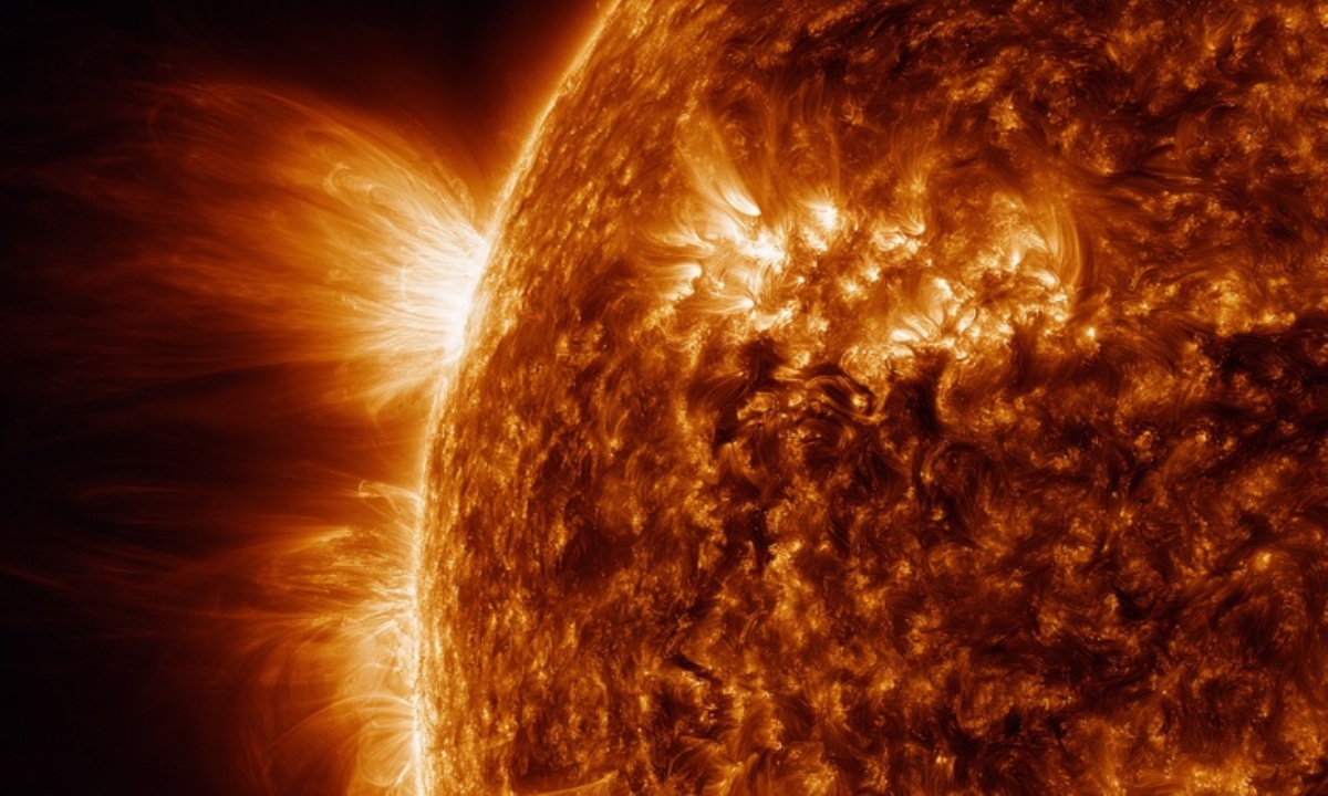 Вспышку предпоследнего класса мощности зафиксировали на Солнце