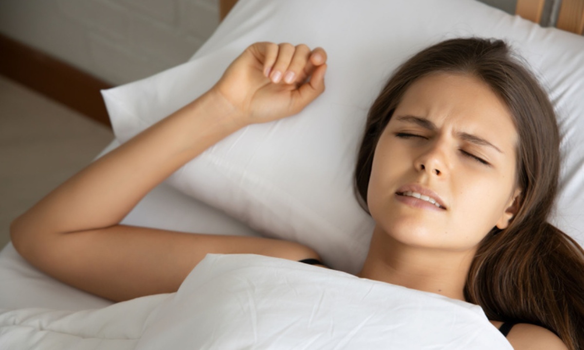 Что провоцирует бруксизм ночью