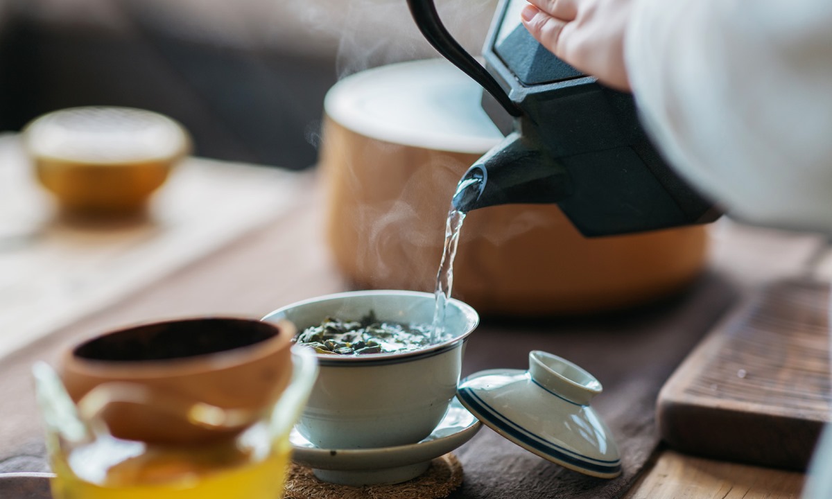 Почему с возрастом тишина становится дороже любых разговоров