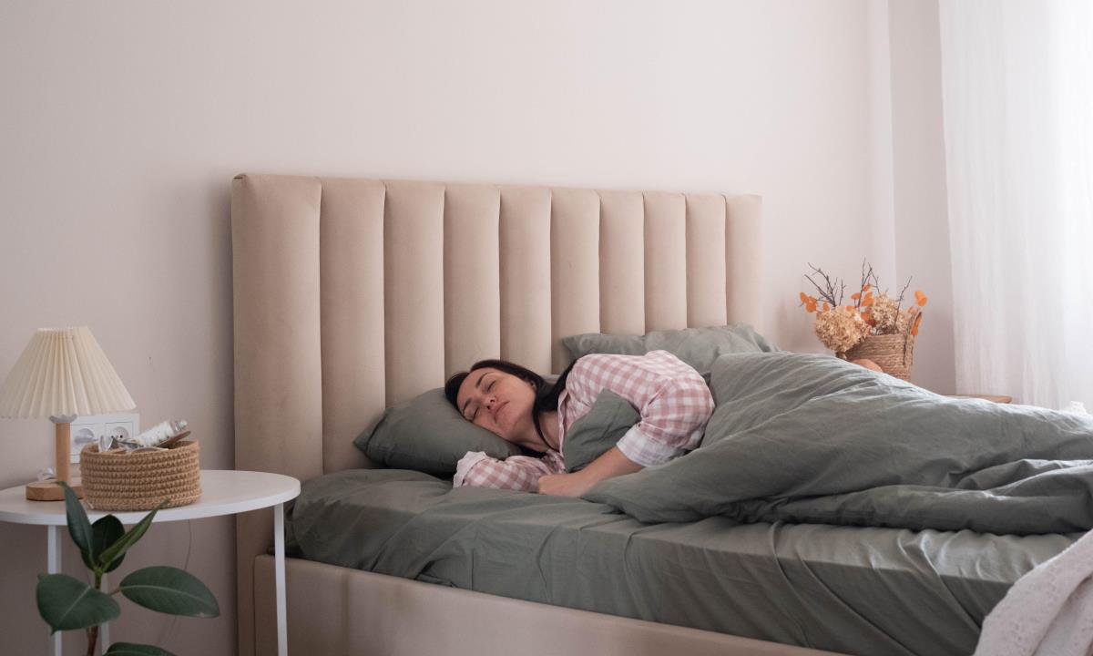 Названы продукты, которые помогают уснуть лучше таблеток