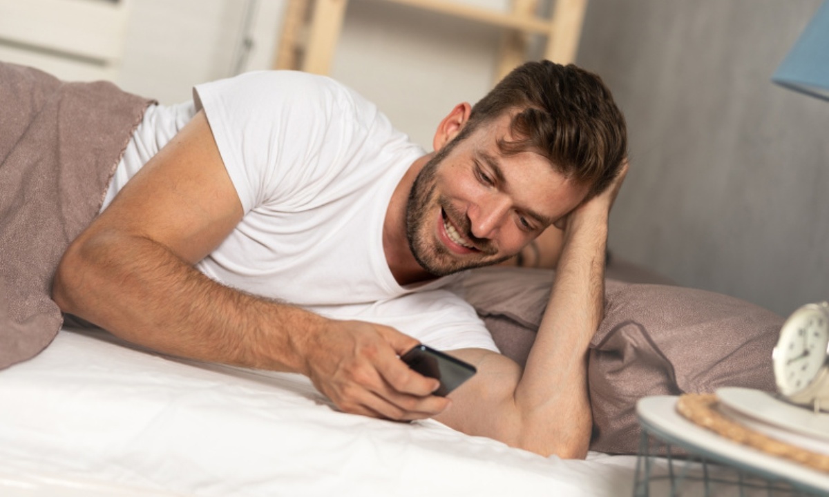 Почему мужчины заводят романы на стороне