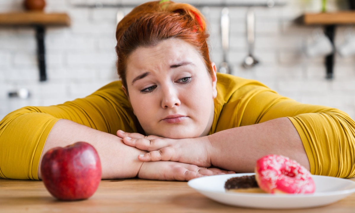 Перечислены причины срывов во время похудения