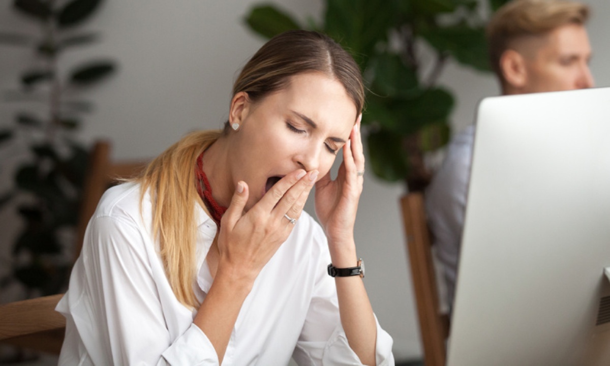 Сомнолог назвала основные причины весенней сонливости