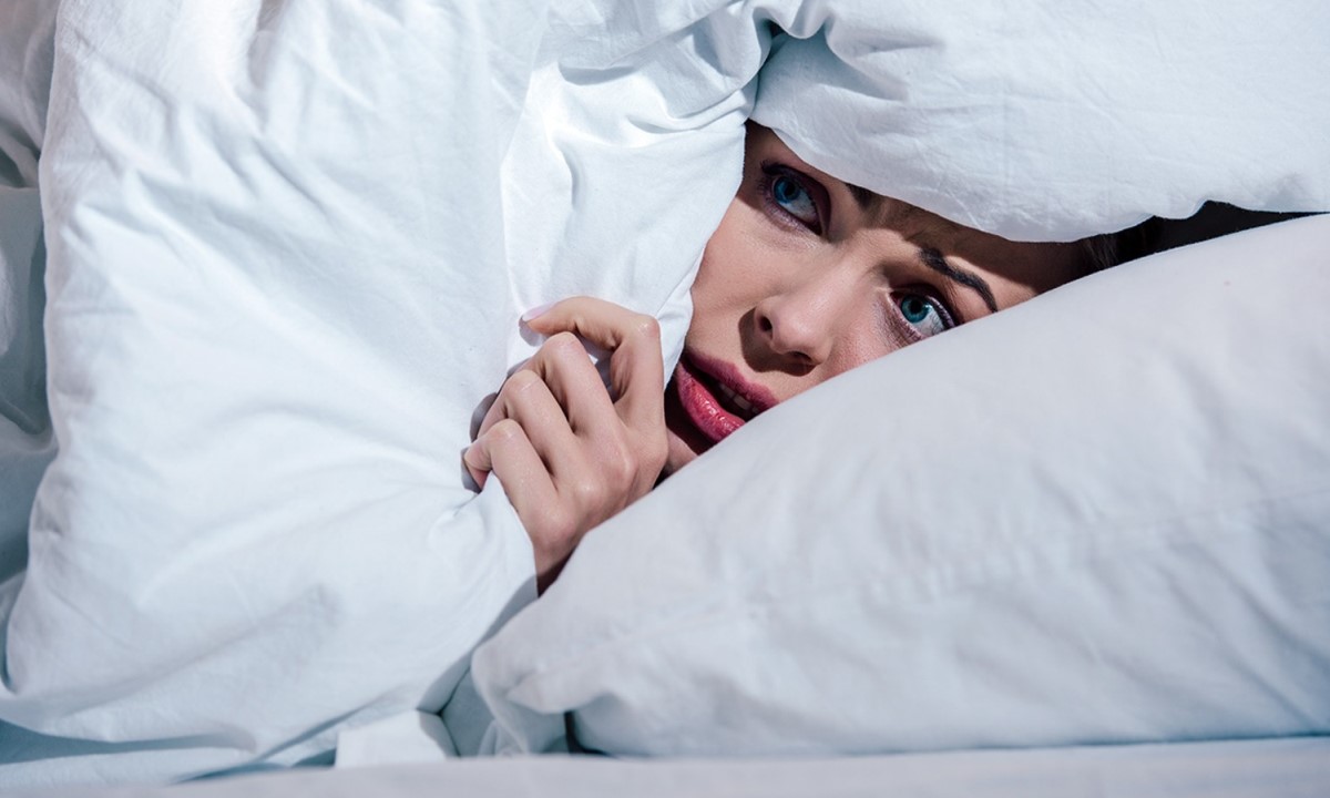 Почему мы вспоминаем старые неловкие ситуации и не можем их отпустить