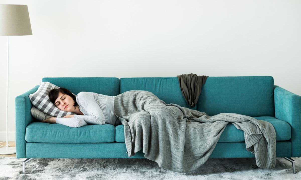 Не спешите ругать за лень — неожиданное объяснение, почему отдых может «притягивать» удачу