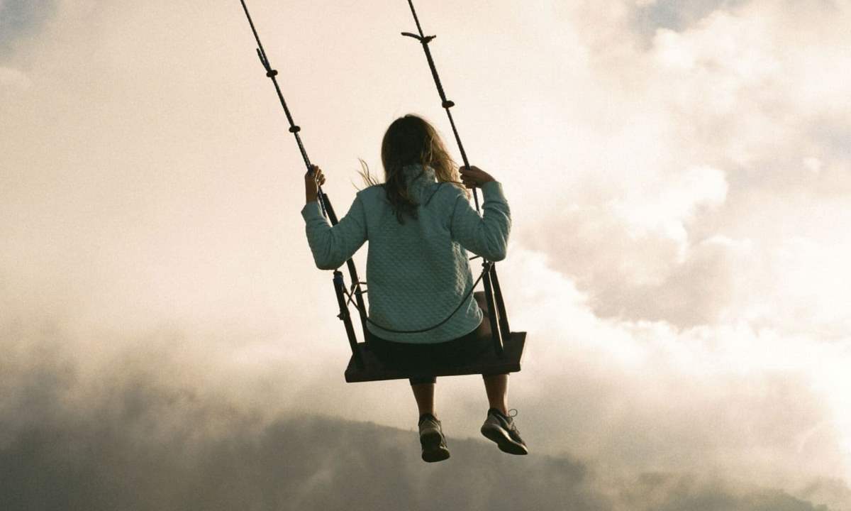 Что такое эмоциональные качели и почему они возникают