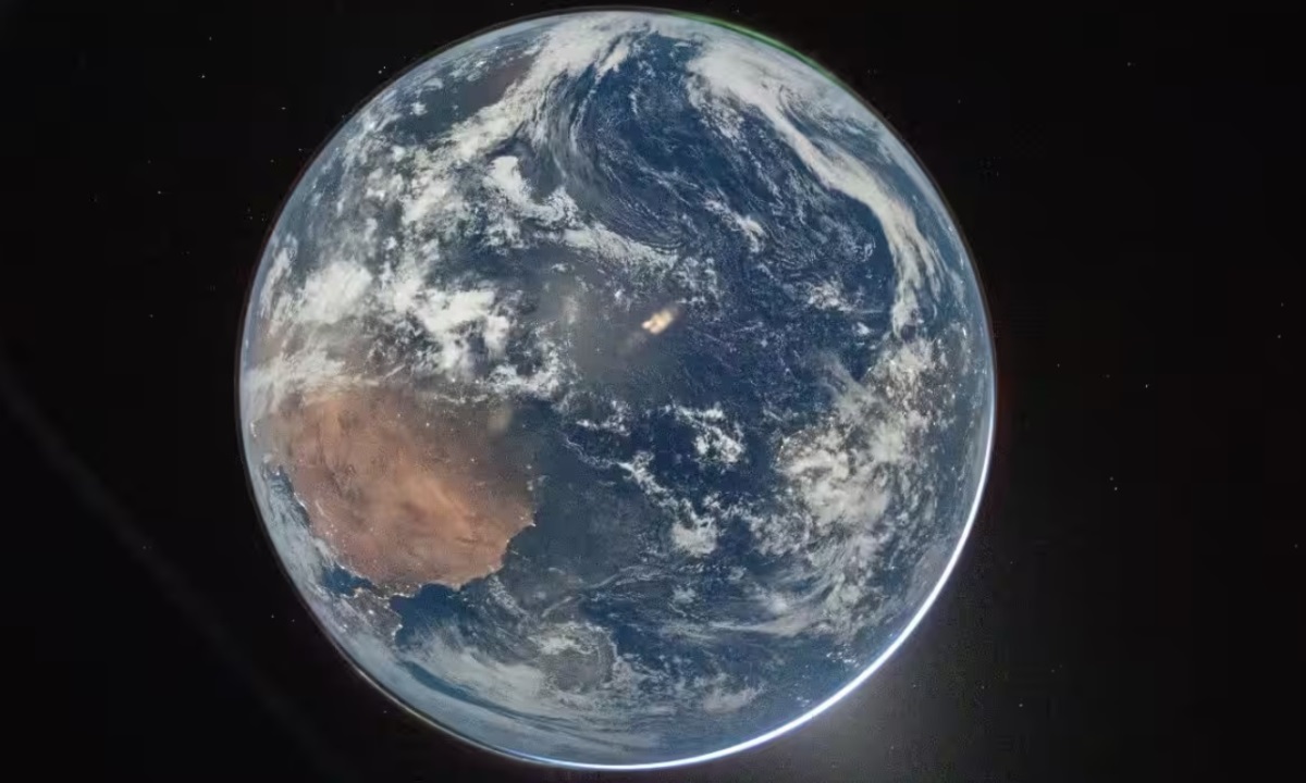 Человек установил новый рекорд расстояния от Земли в космосе