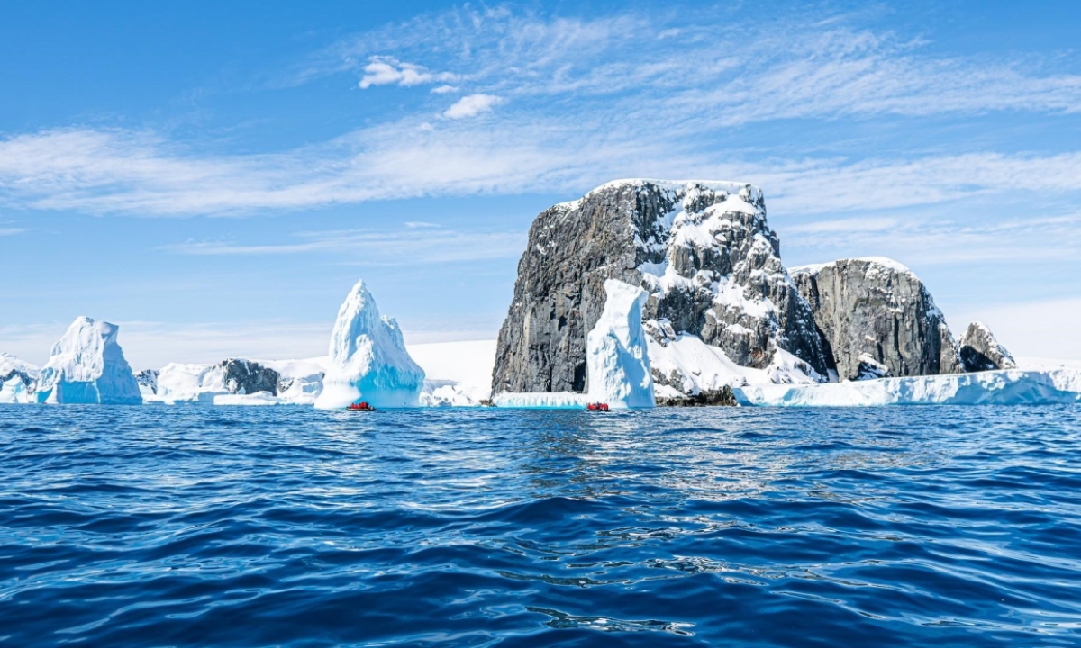 Золото подо льдом — почему богатства Антарктиды остаются недоступными