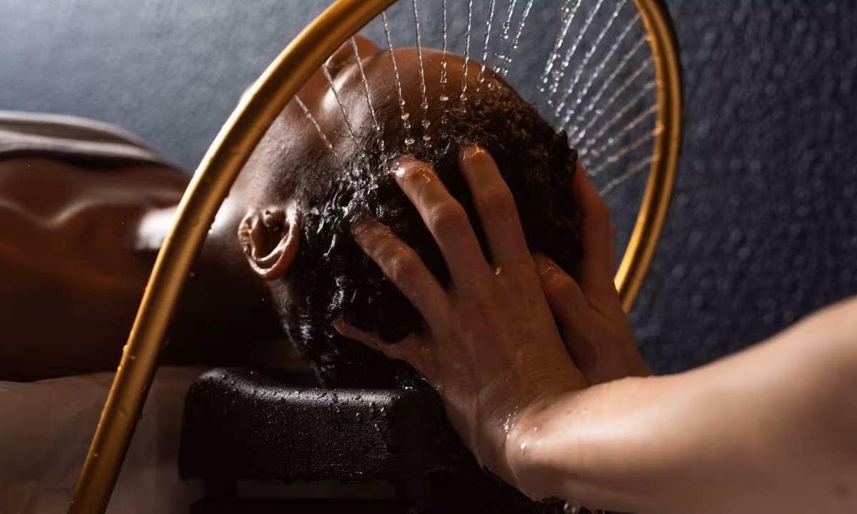 Какие пять лучших процедур способствуют восстановлению волос