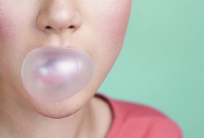 Почему популярный способ справиться с запахом изо рта не сработает