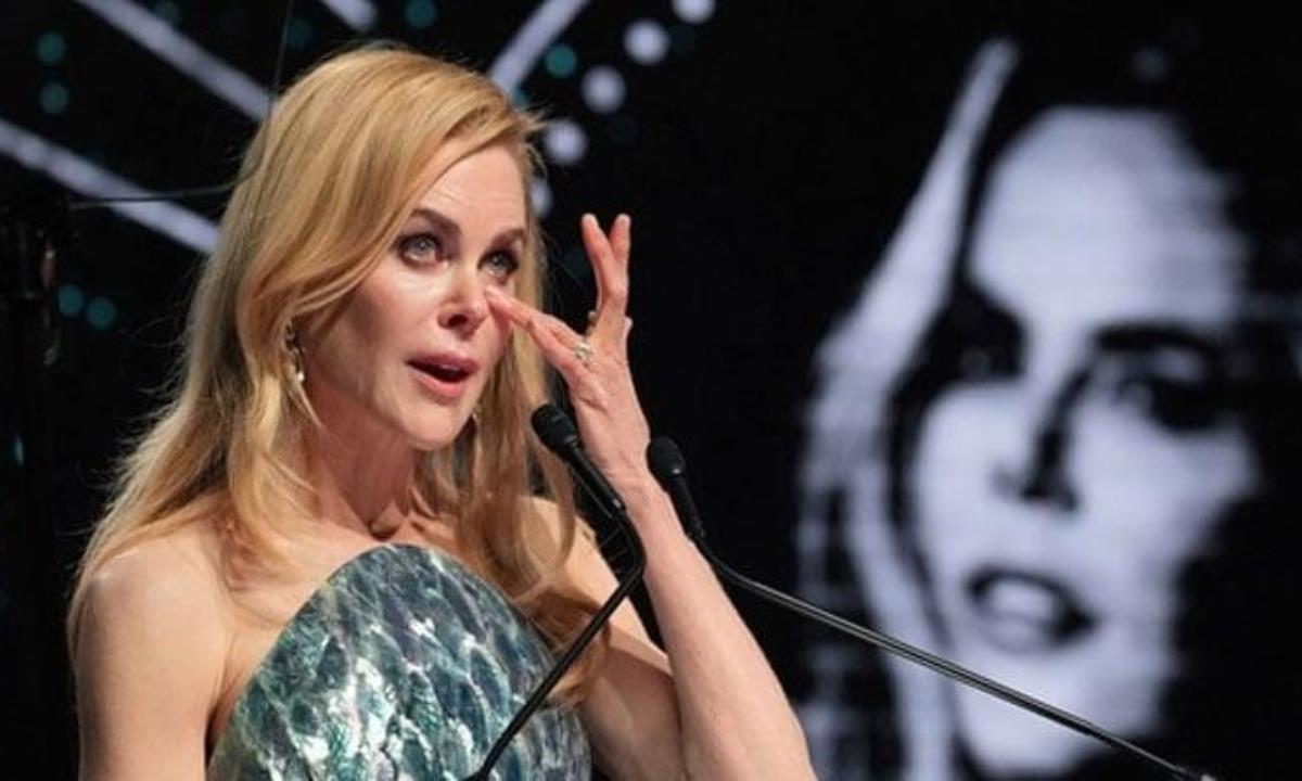 Николь Кидман решила стать доулой смерти