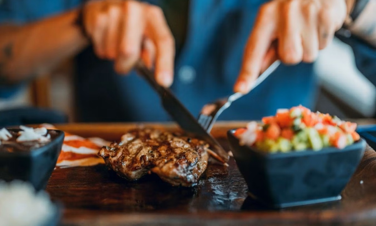 Кому опасно отказываться от мяса