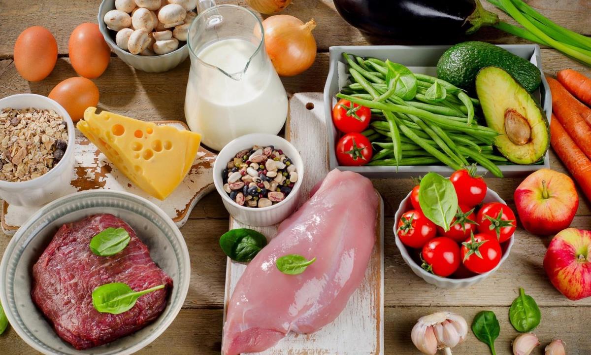 Даже полезные продукты могут повышать холестерин — скрытая опасность в рационе