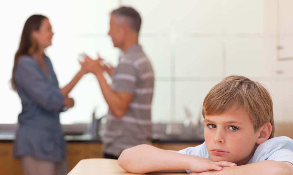 Токсичная любовь — 11 признаков, что родители разрушают отношения