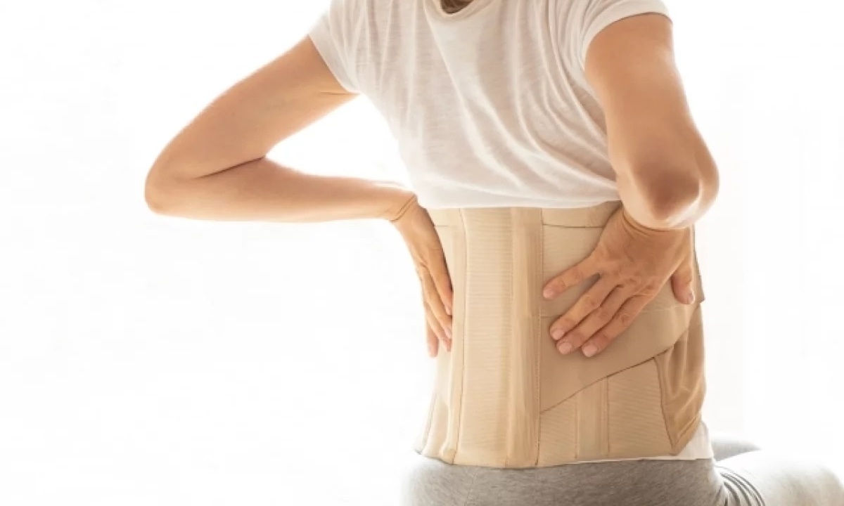 Какая связь между высыпаниями на коже с поражением позвоночника