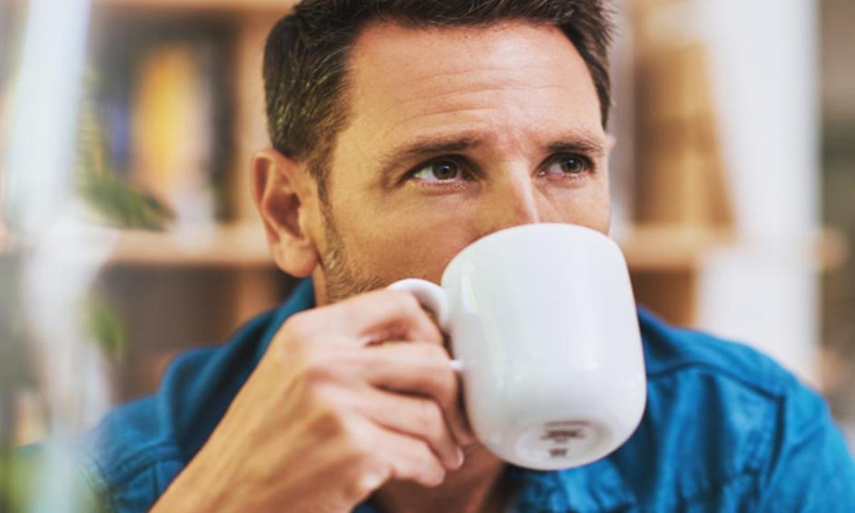 Две чашки кофе в день — неожиданный эффект для мужского здоровья