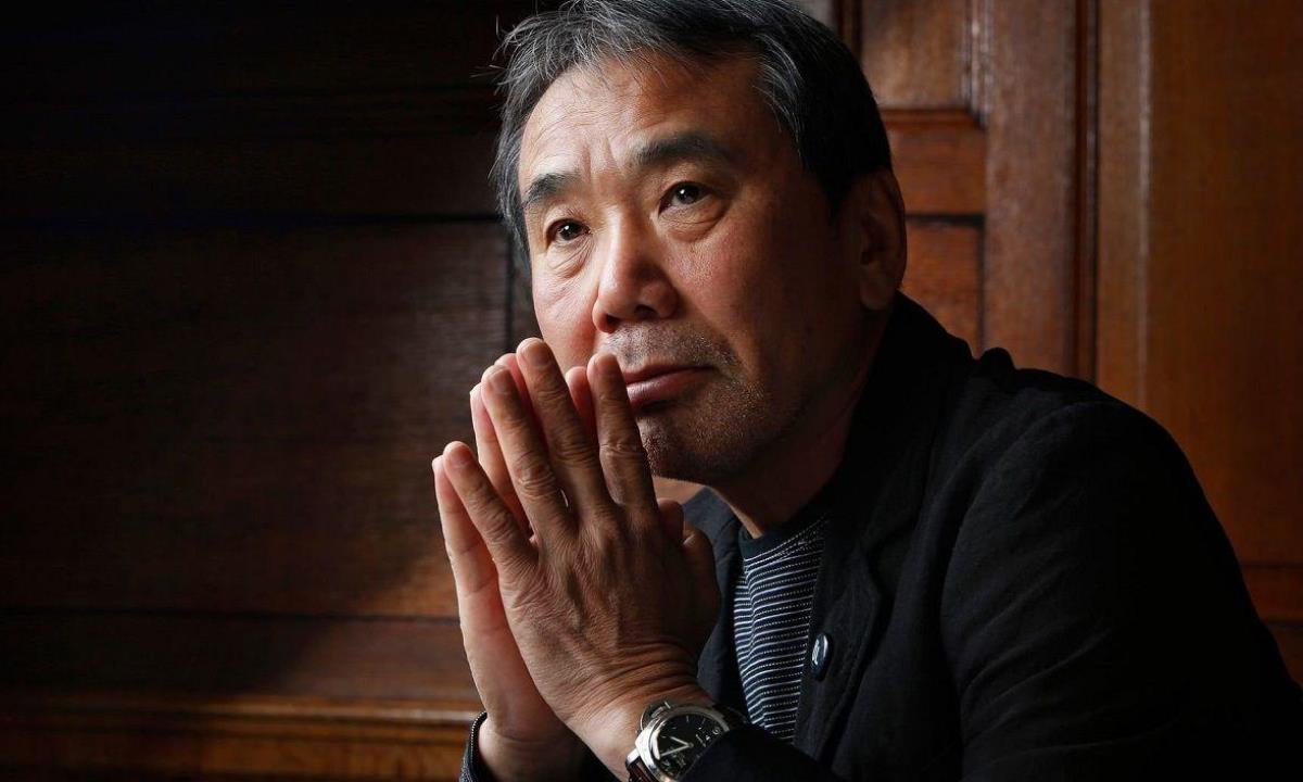 Мураками выпустит роман с необычной главной героиней