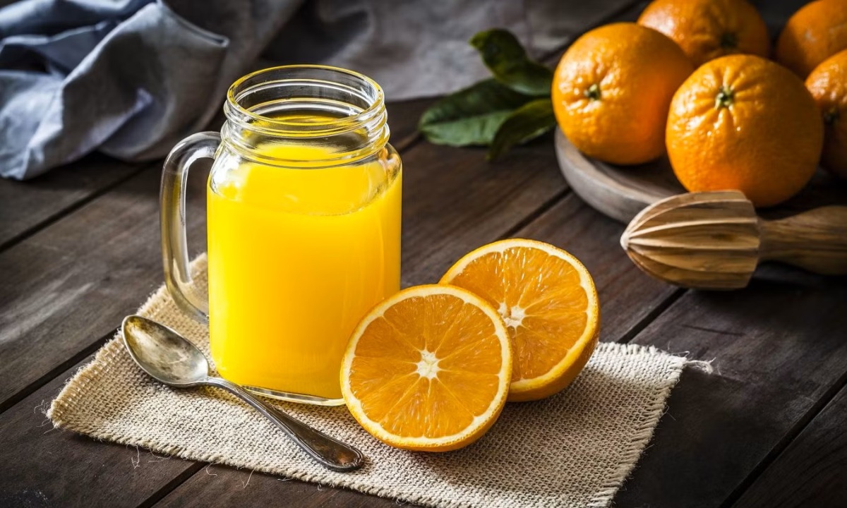 Какие продукты уничтожают зубы быстрее сладкого