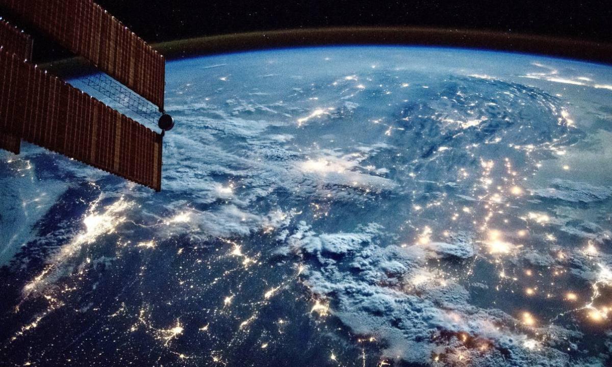 NASA показало тревожные изменения на Земле, которые происходят по ночам