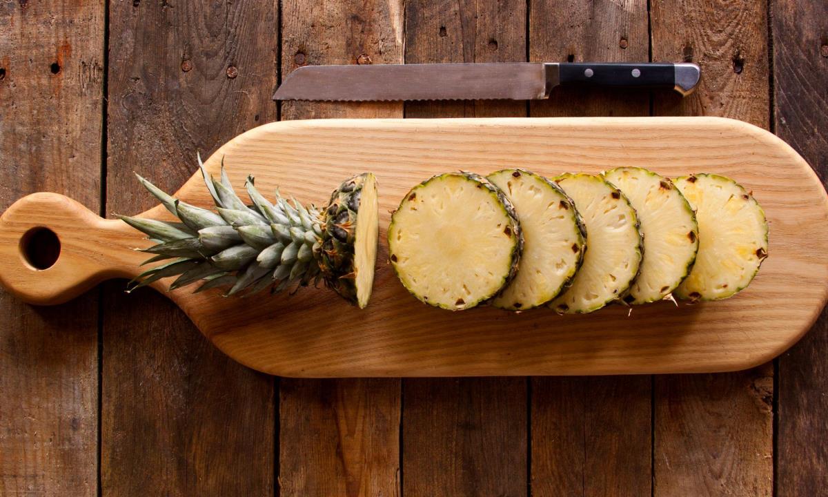 Чем полезен ананас для кожи и красоты