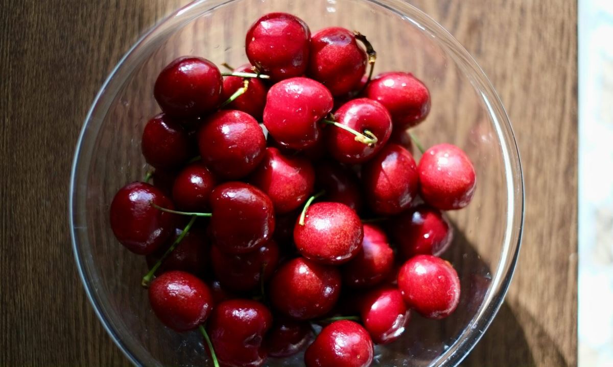 Врач оценила вирусный моктейль для сна из TikTok