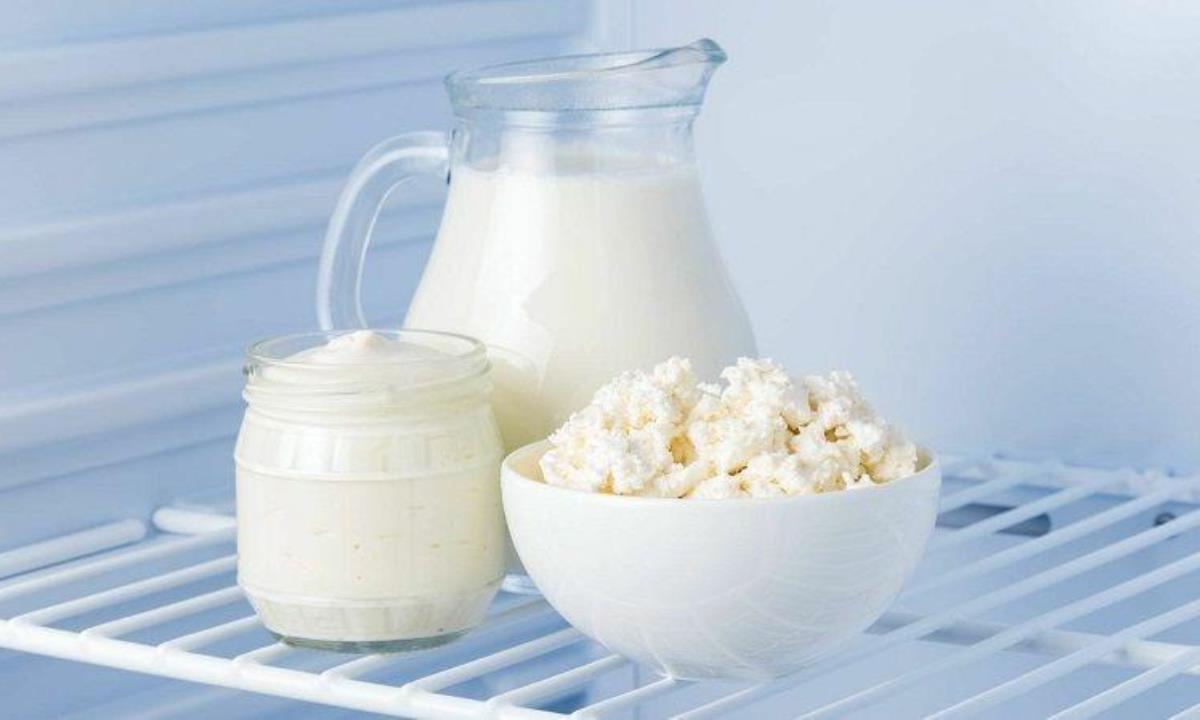 Какие молочные продукты лучше сразу выбросить после просрочки