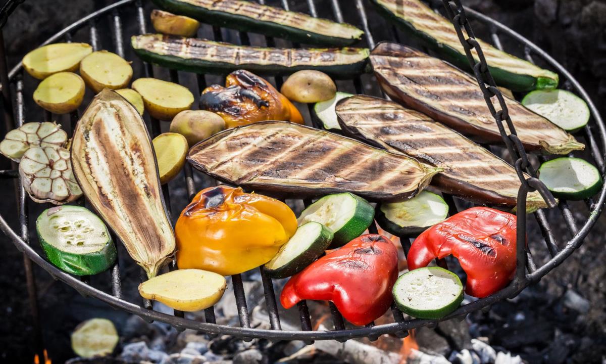 Как приготовить овощи на мангале, чтобы получилось вкусно